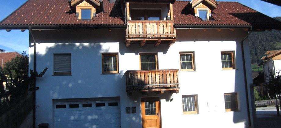 Stilfes: neuwertiges Wohnhaus mit zwei Wohnungen zum Top-Preis Stilfes: neuwertiges Wohnhaus mit zwei Wohnungen zum Top-Preis